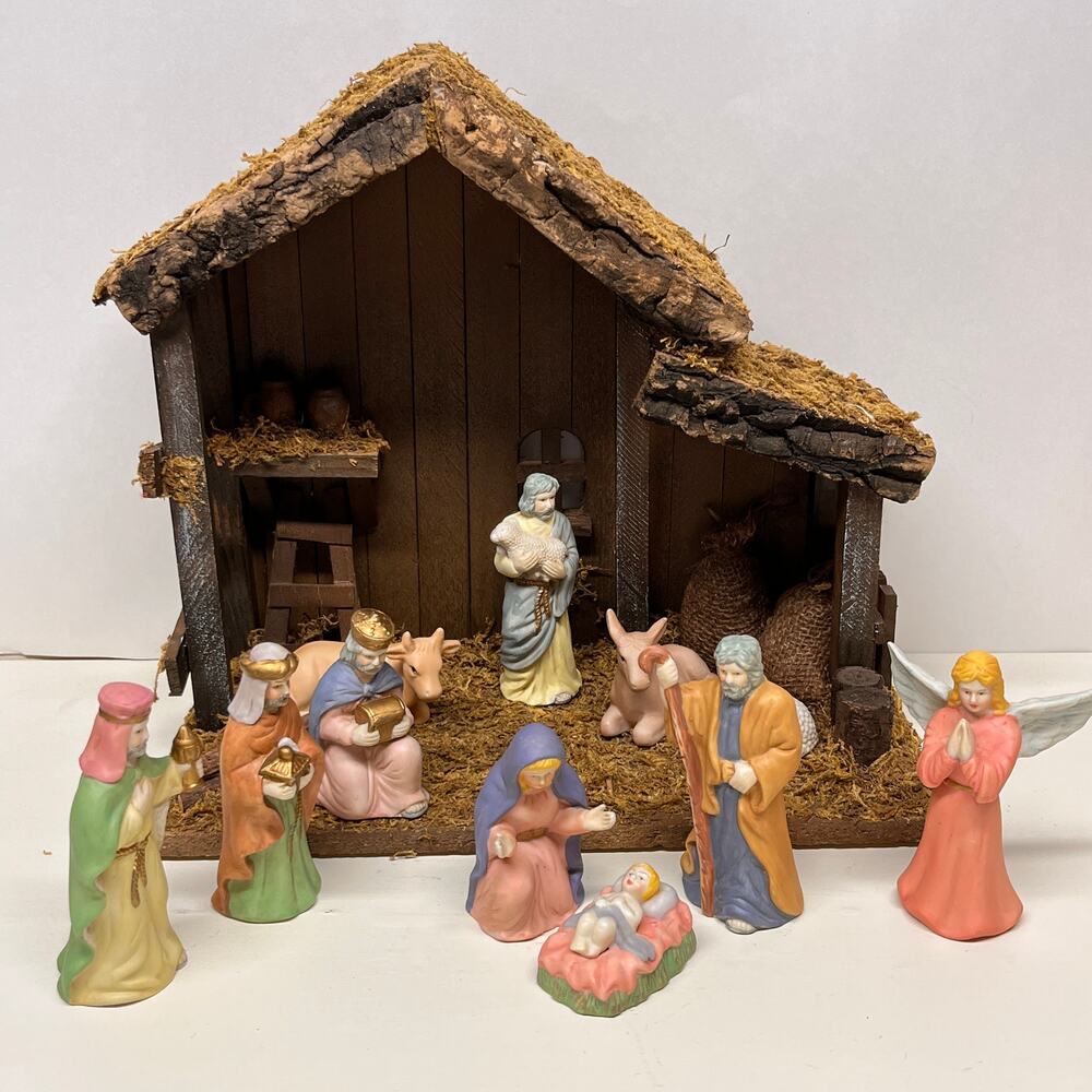 Nativity Set Including Wooden Manger 11 Piece